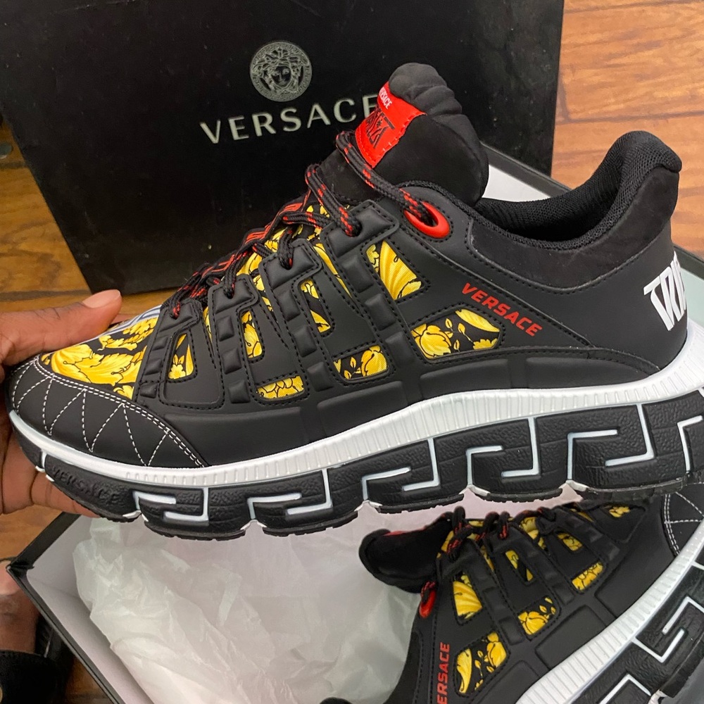 Versace shoes size 10.5